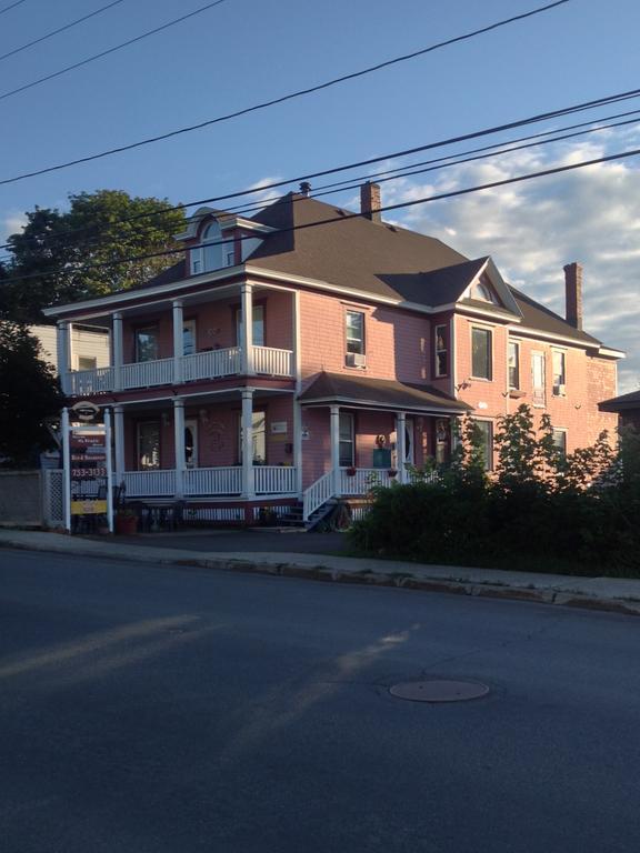 Maison McKenzie House Campbellton Exterior foto